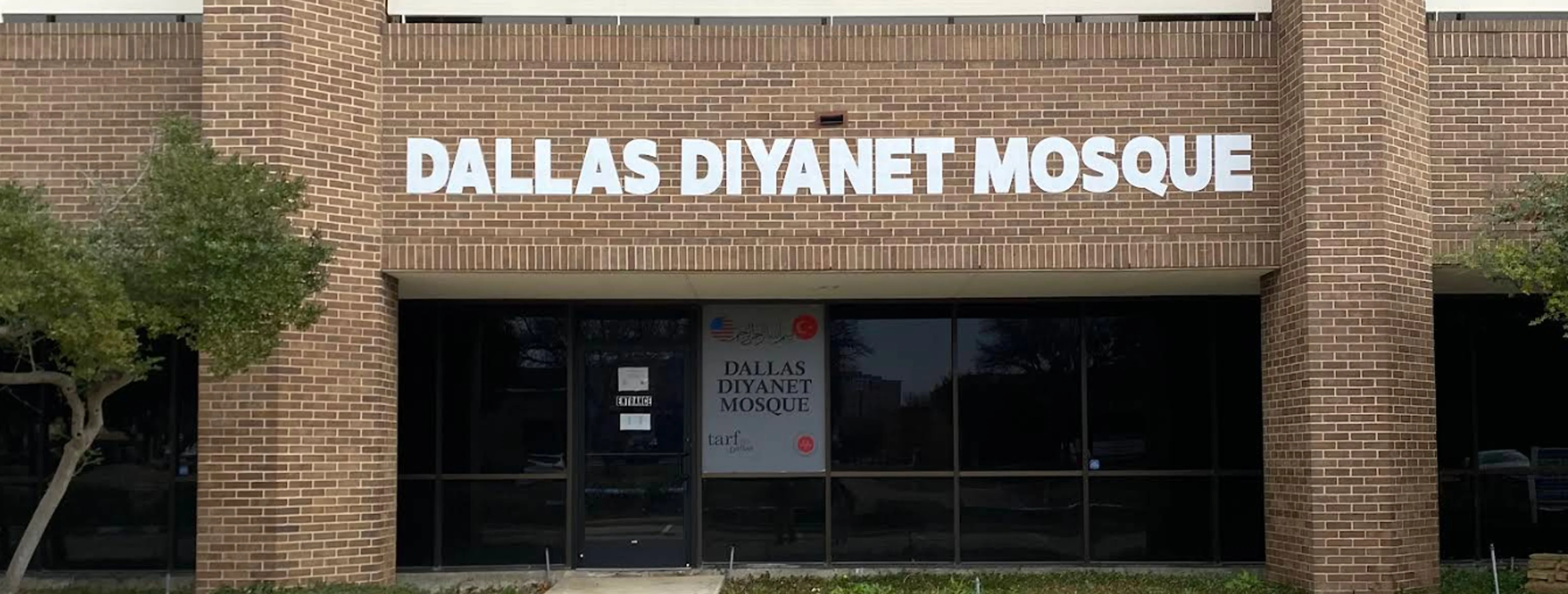 Exterior view of Dallas Diyanet Mosque Richardson building